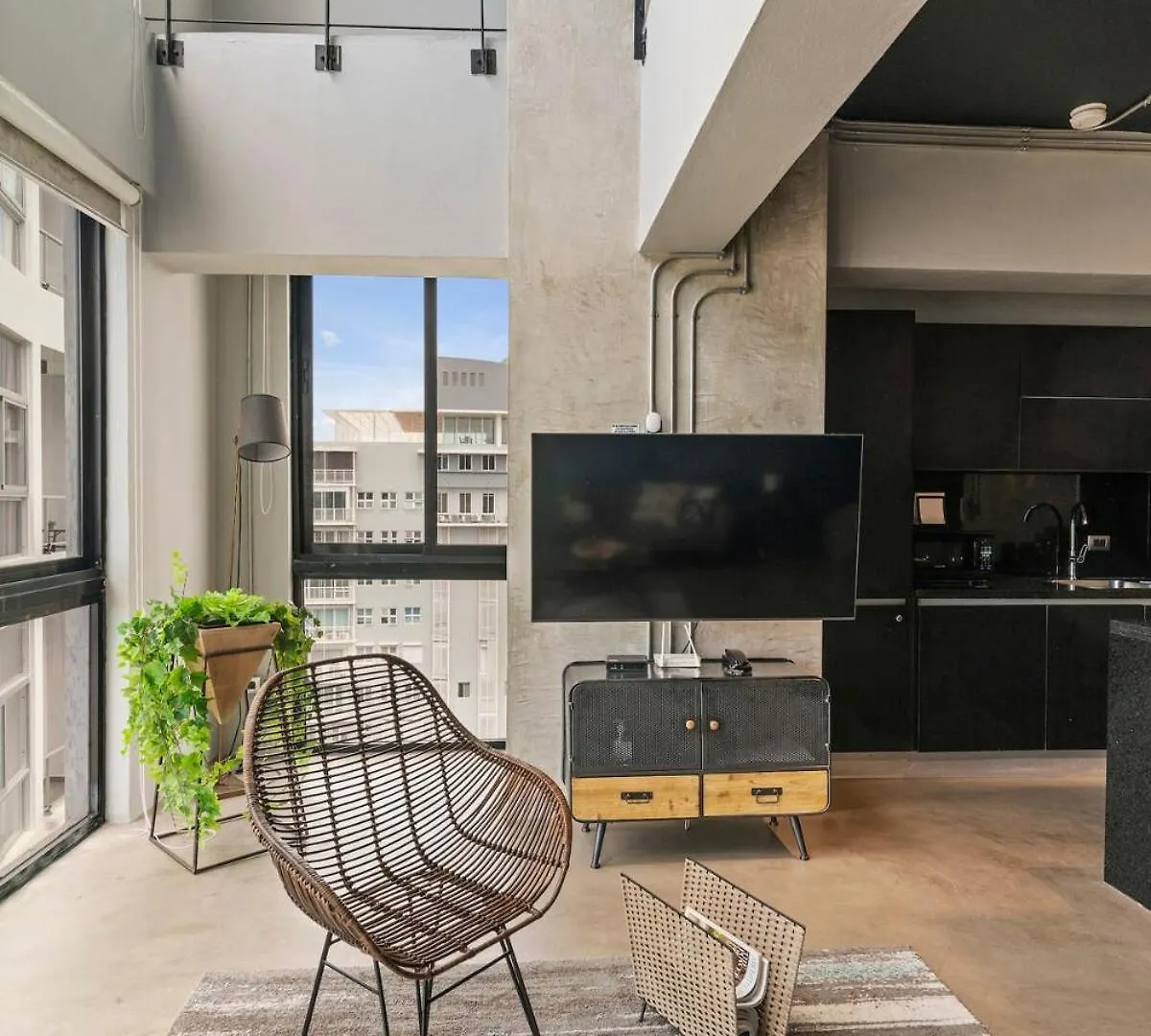 Ph Loft, 3Floors,Private Jacuzzi N Terrace,Kingbed Apartman Santo Domingo
